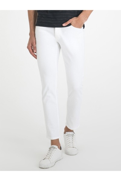 White Male jeans