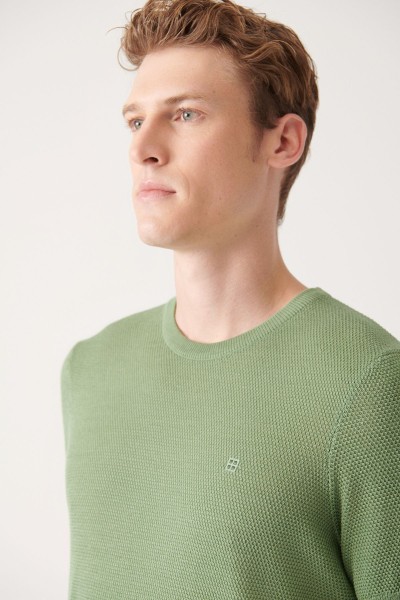 Green Male textured T-Shirts